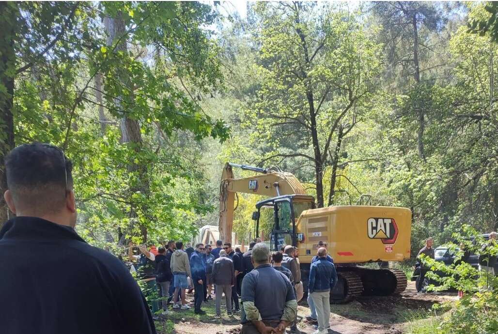 Cennet Koy Göcek’te Gerilim Tırmanıyor: Jandarma ve Sahil Güvenlik Karada ve Denizde Vatandaşların Koya Girmesine İzin Vermiyor 2